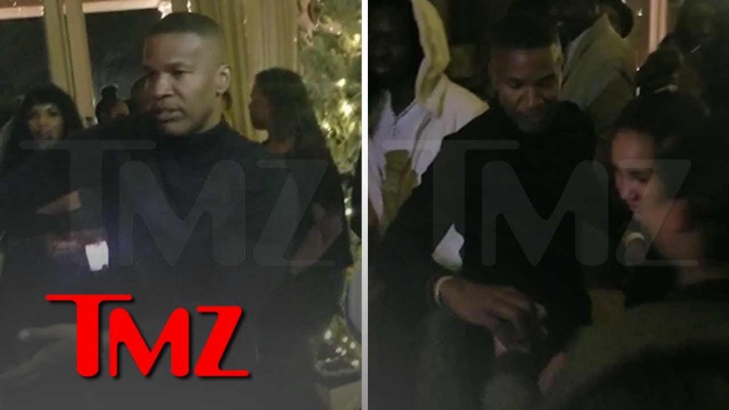 Jamie Foxx Dancing During His Holiday Party in Los Angeles | TMZ 1