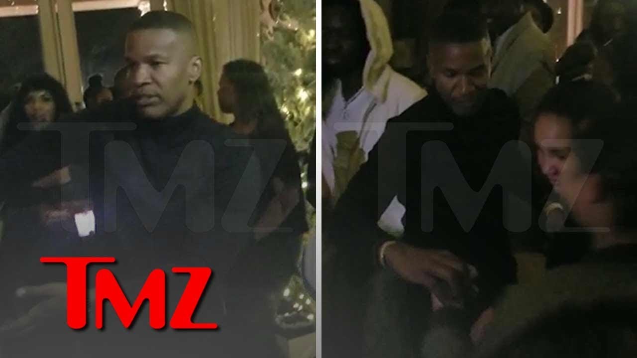 Jamie Foxx Dancing During His Holiday Party in Los Angeles | TMZ 5