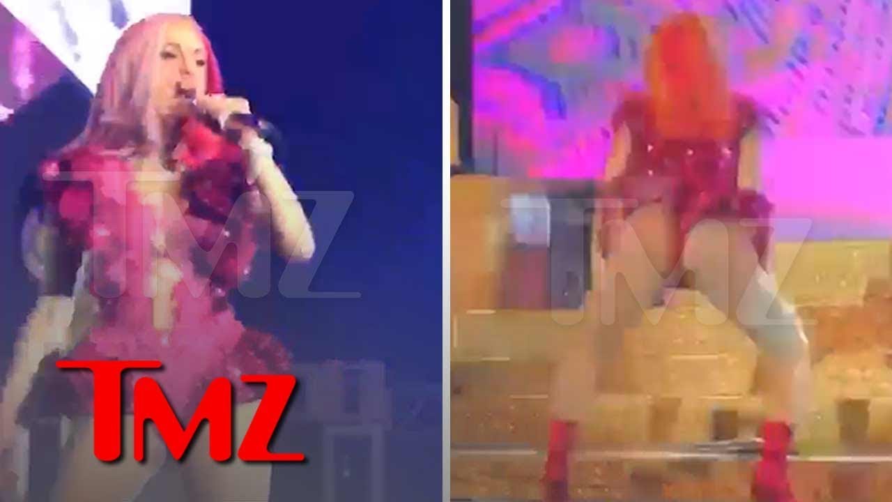 Cardi B Performs at Puerto Rico Concert and Offset is Right There | TMZ 4