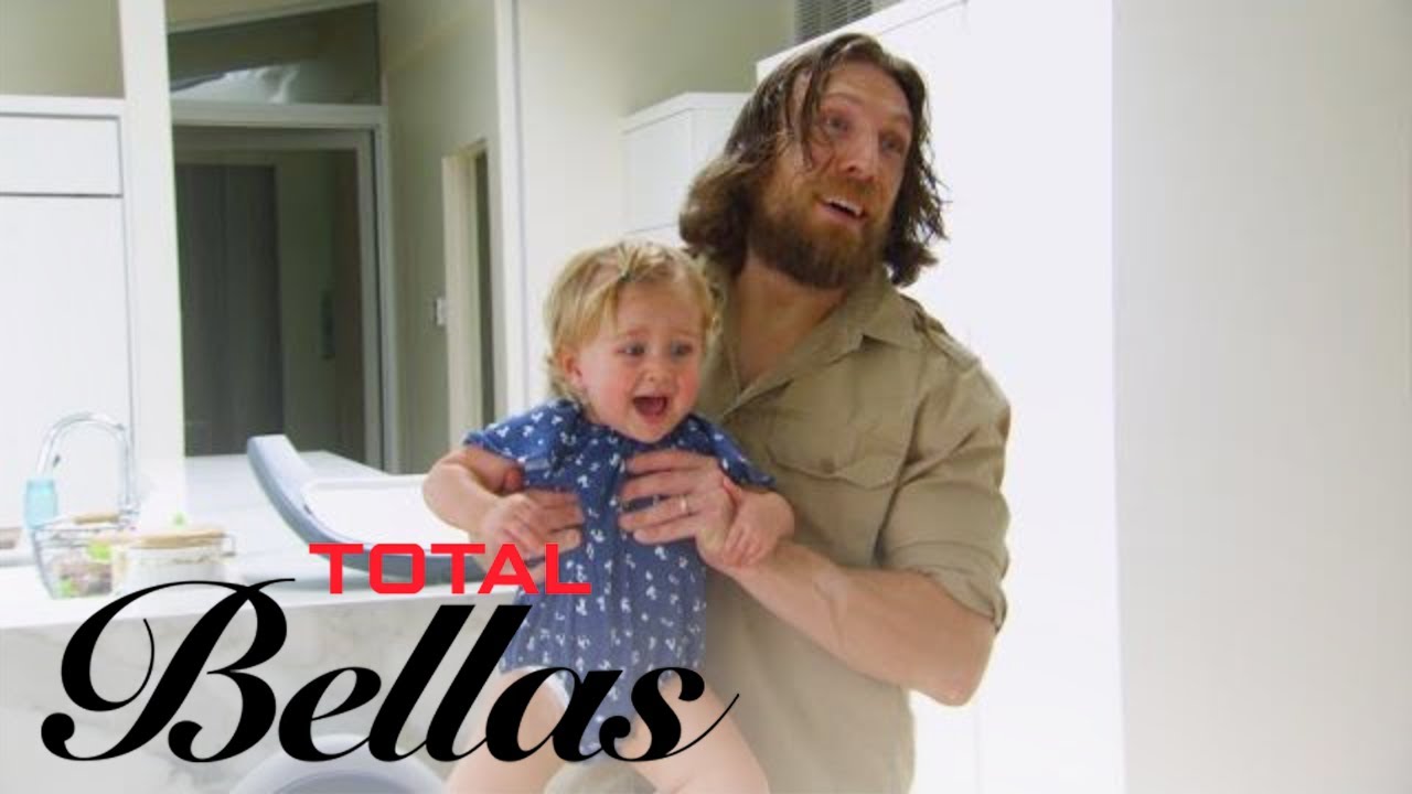 Brie Bella's Cuddly Surprise Scares Birdie to Tears | Total Bellas | E! 2