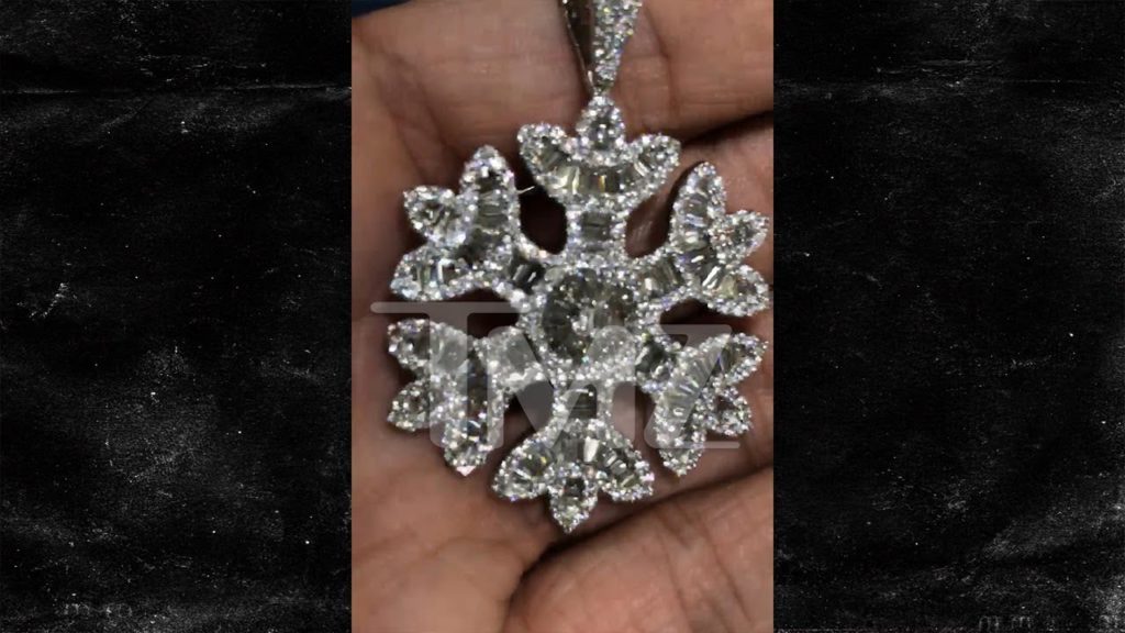 Quavo Drops $75,000 on Diamond Snowflake Bling For Rapper Girlfriend Saweetie 1