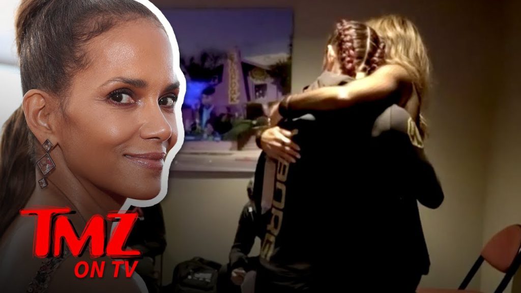 Halle Berry Consoled Cyborg In Locker Room After UFC 232 Loss | TMZ TV 1