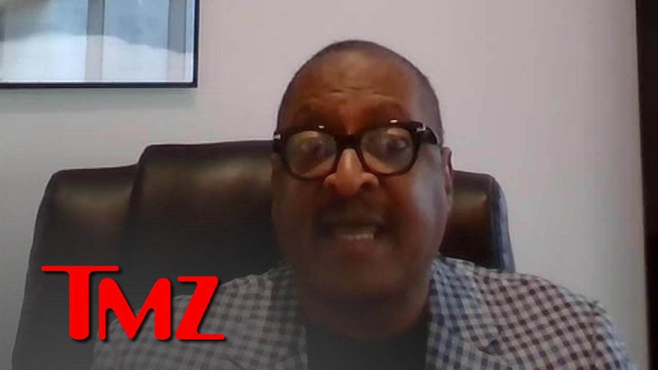 Beyonce's Dad Says Destiny's Child Worked with R. Kelly Because It's Business 4