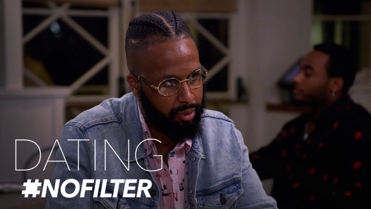 Diamonte Tells His Date He's a Club "Hype Man" | Dating #NoFilter | E! 5