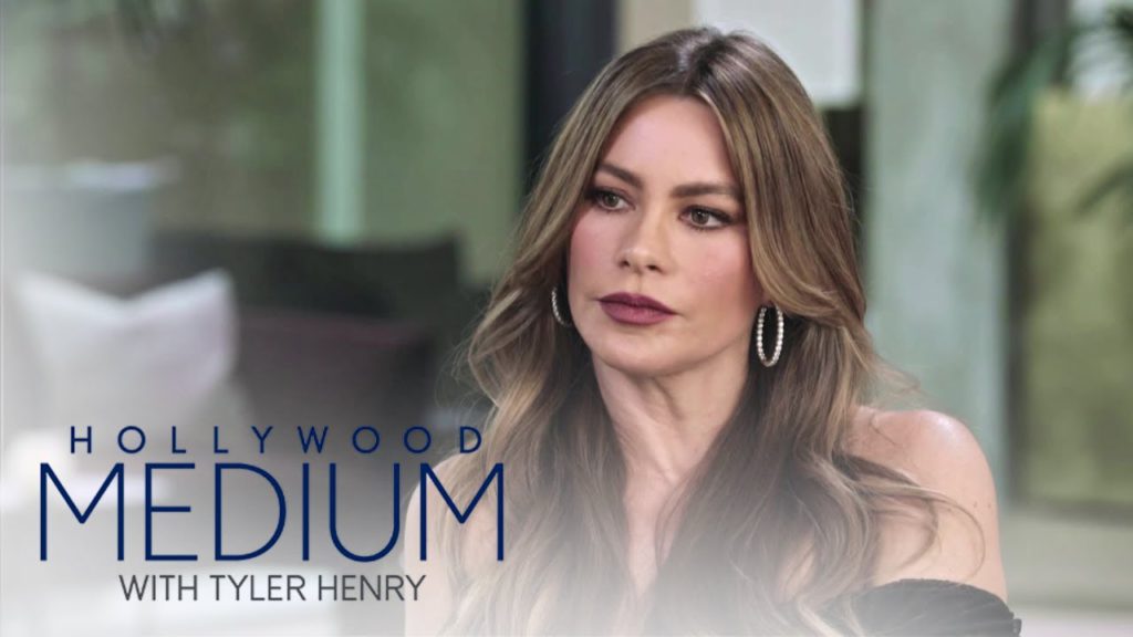 "Hollywood Medium" Recap: Season 4, Episode 1 | E! 1