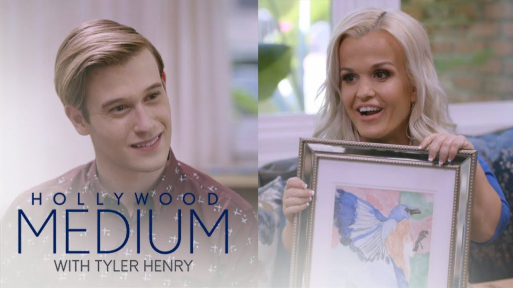 Terra Jole's Aunt Sends a Sign Through Tyler Henry | Hollywood Medium with Tyler Henry | E! 1