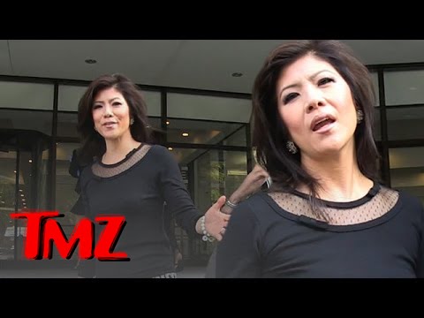 Women Not Wearing Bras, Latest Trend? | TMZ 5