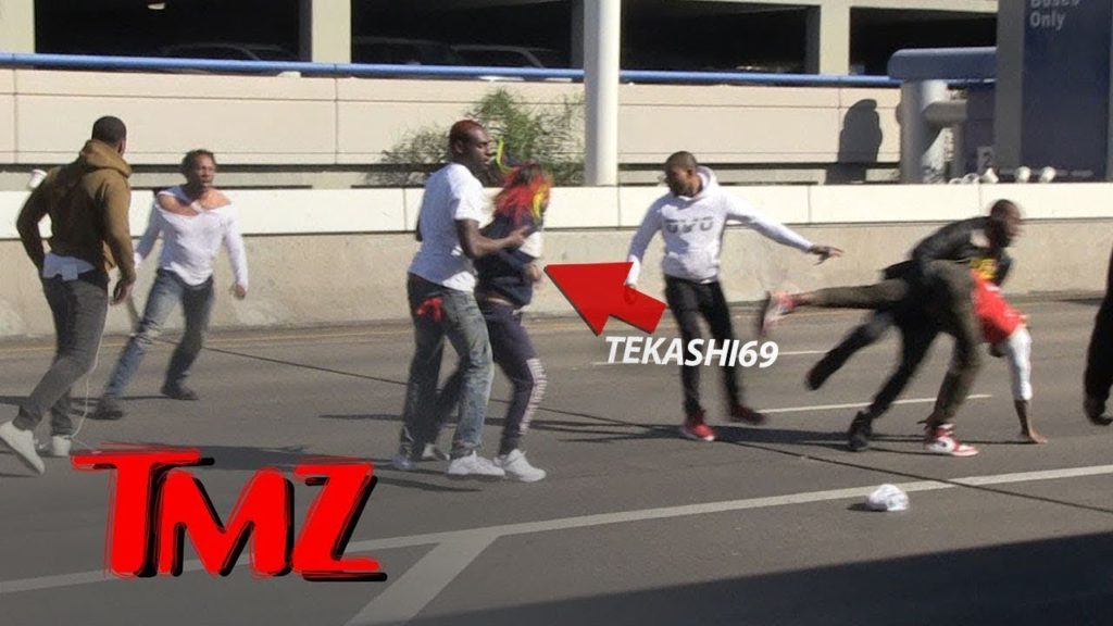 Rapper Tekashi69 and Crew in Massive Brawl at LAX | TMZ 1