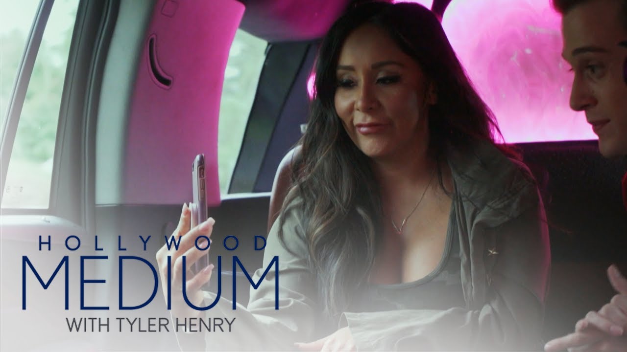 "Snooki" FaceTimes Nico Tortorella With Tyler Henry | Hollywood Medium | E!