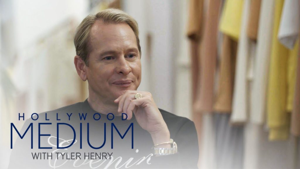 Carson Kressley Feels Closure After Tyler Henry Reading | Hollywood Medium with Tyler Henry | E! 1