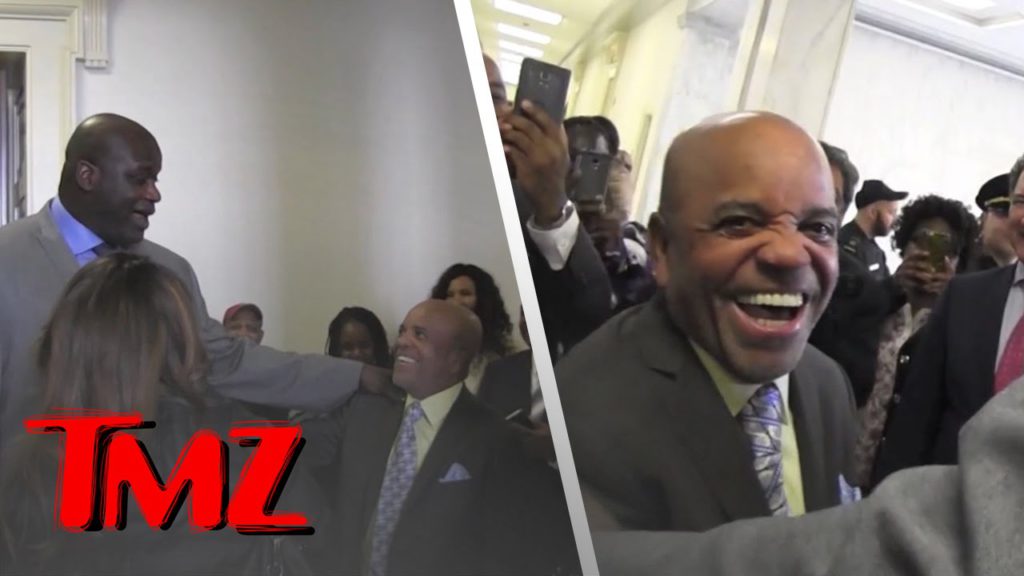 Shaq Runs Into Barry Gordy In Washington D.C. | TMZ 1