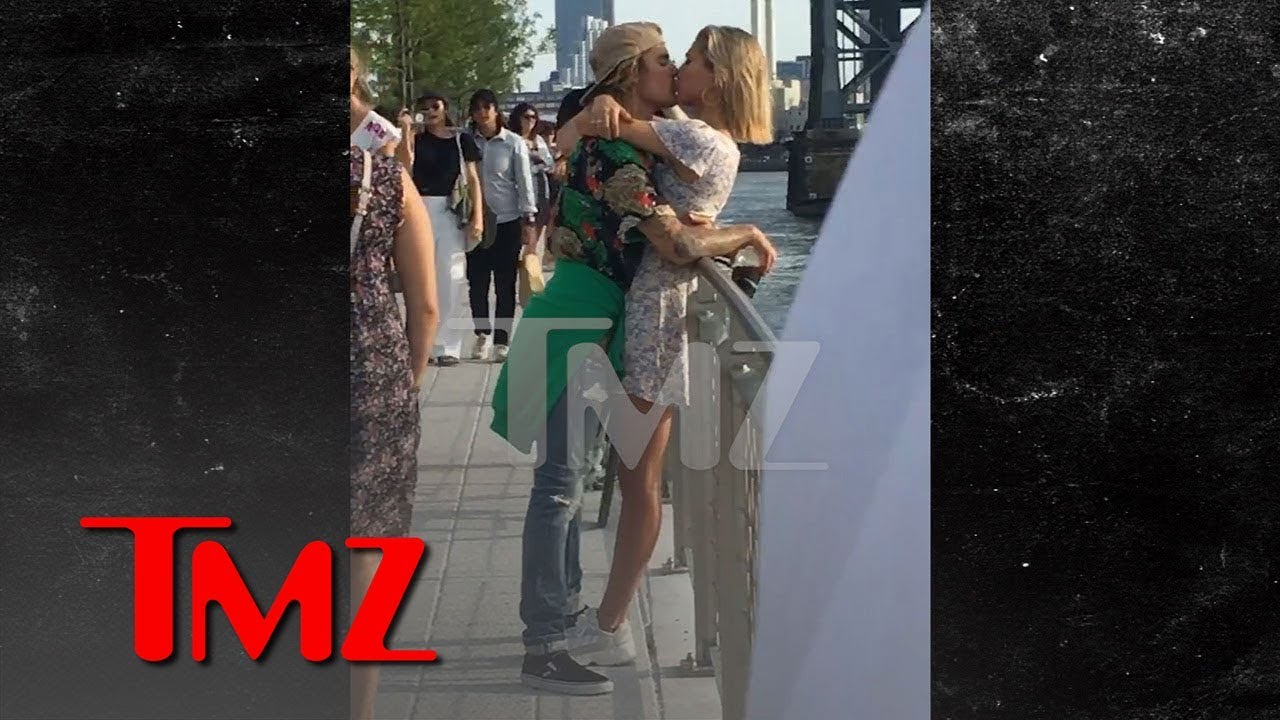 Justin Bieber and Hailey Baldwin Kissing in a Brooklyn Park