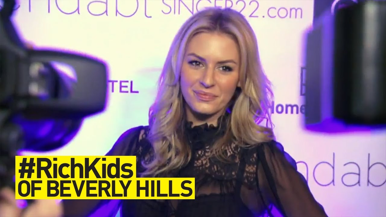 Roxy Gets a "Wu-Tang Clan" Lesson | #RichKids of Beverly Hills | E! 1