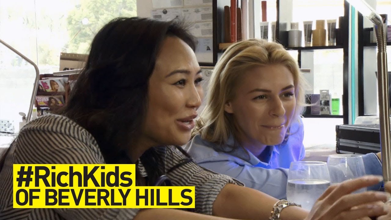 Dorothy Talks L.A. Neighborhoods | #RichKids of Beverly Hills | E! 3