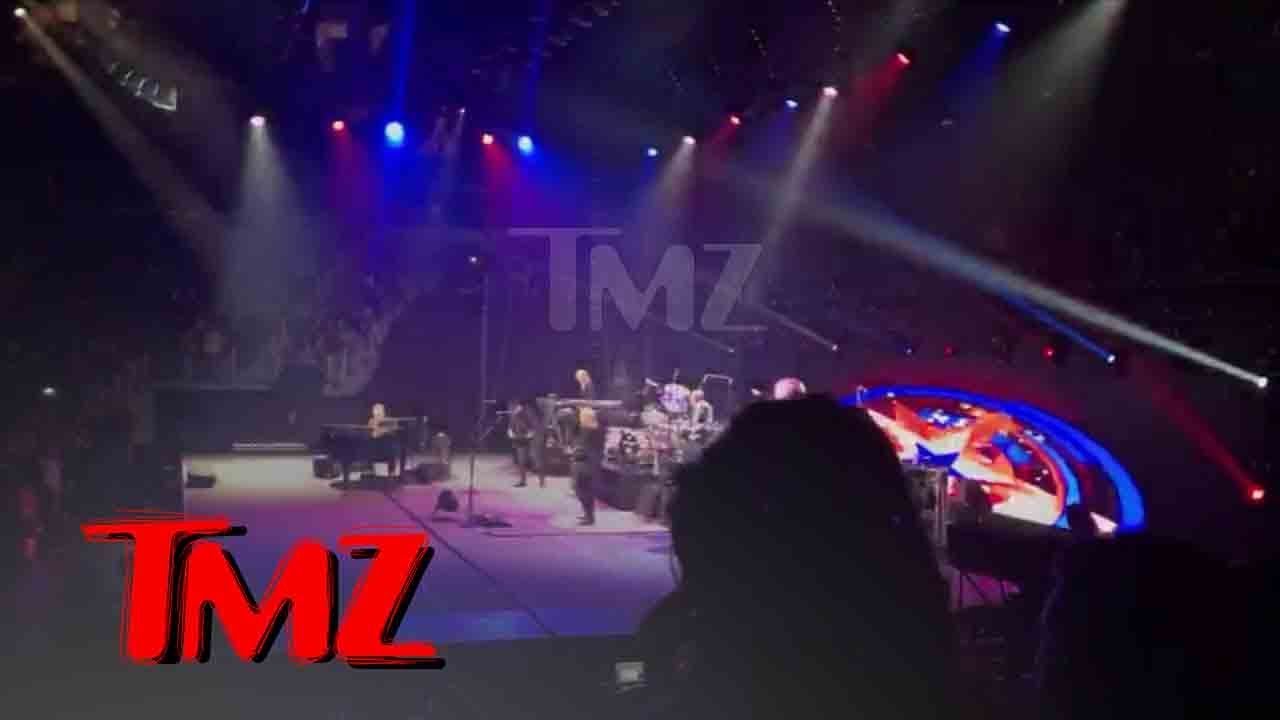 Elton John, I'm Not Playing this Wonky Piano!!! | TMZ