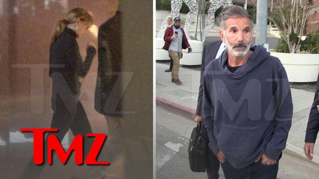 Felicity Huffman Posts Bail, She and Mossimo Giannulli Dodge Questions | TMZ 1