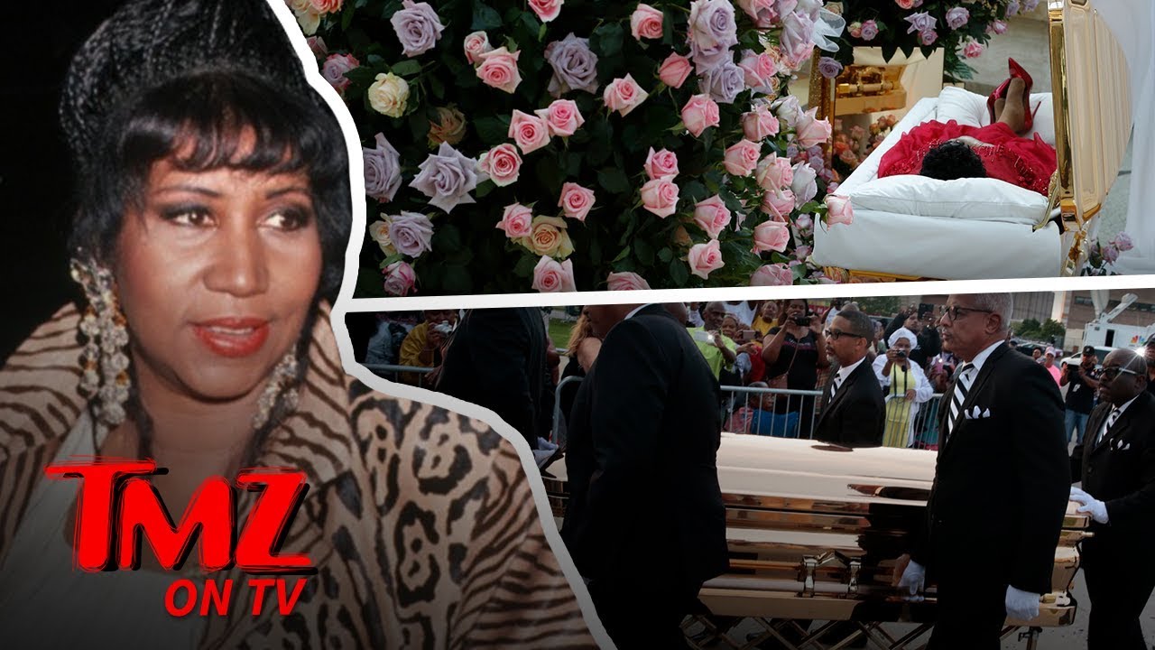 Aretha Franklin's Friends & Family Pay Respect At Her Casket Viewing | TMZ TV 4