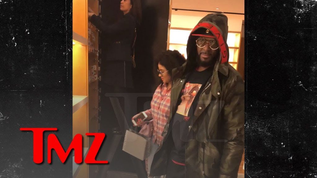 R. Kelly Seen Shopping with 'Brainwashed Sex Slave' Joycelyn Savage | TMZ 1