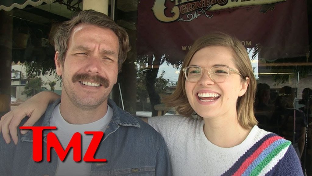 'Let's Make A Deal' Friend Zone Couple Blames Wayne Brady, Still Heading To Mexico | TMZ 1