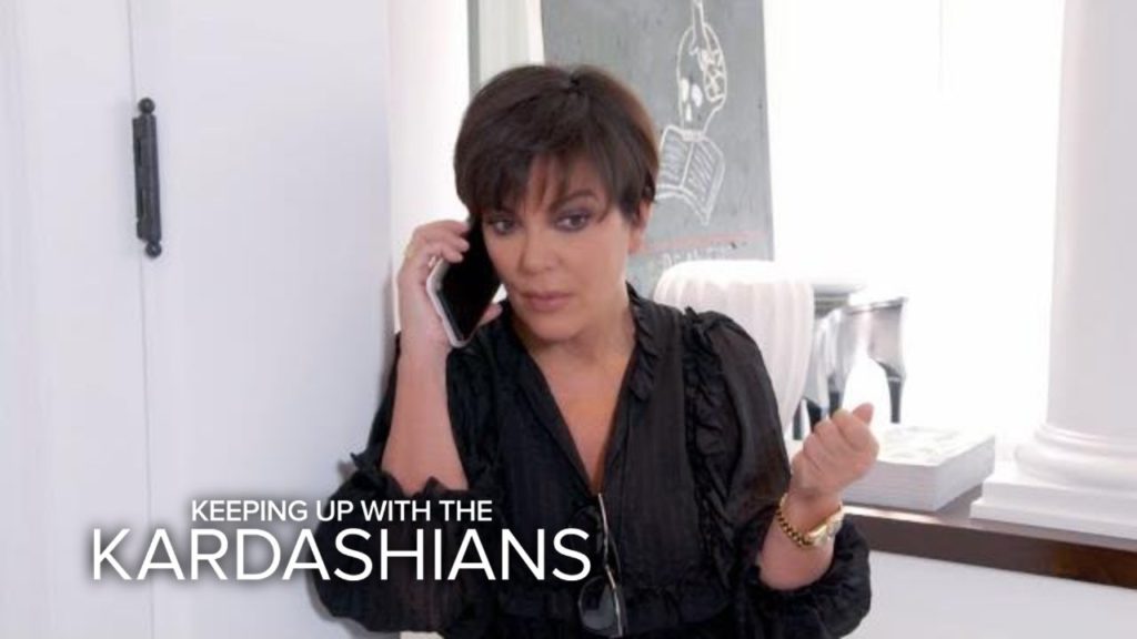 KUWTK | Kris Jenner Receives Emergency Call From Kendall | E! 1