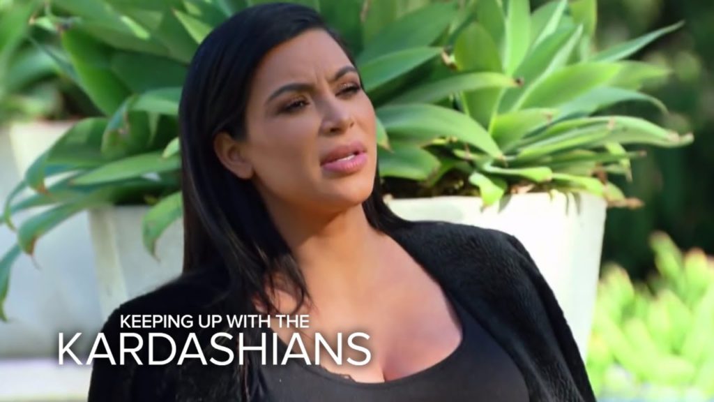 KUWTK | Kim & Kourtney Kardashian Attack Kris With Water Balloons | E! 1