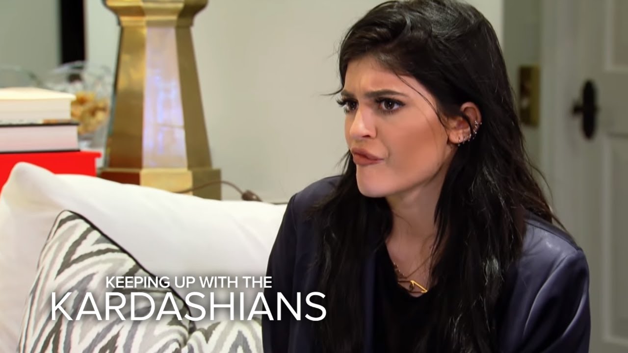 KUWTK | Does Kylie Jenner Know How to Do Laundry? | E!