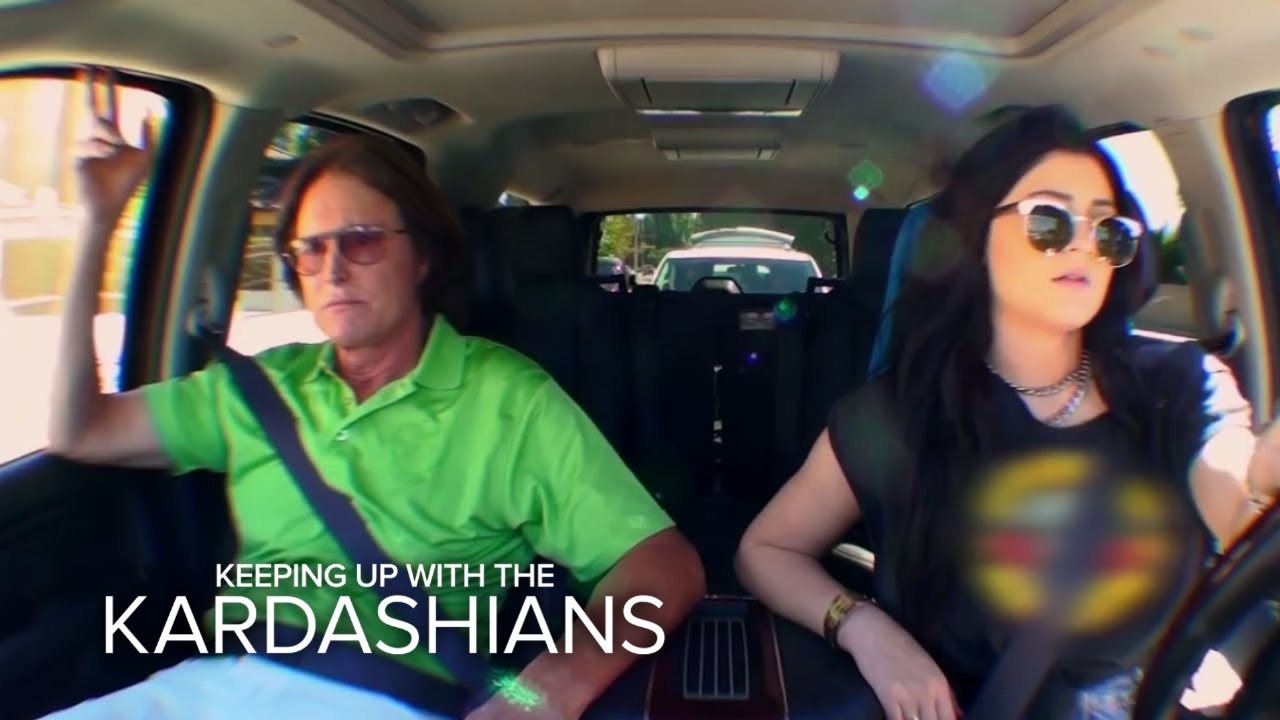 KUWTK | Kylie and Bruce Jenner Fend Off Paparazzi | E! 3