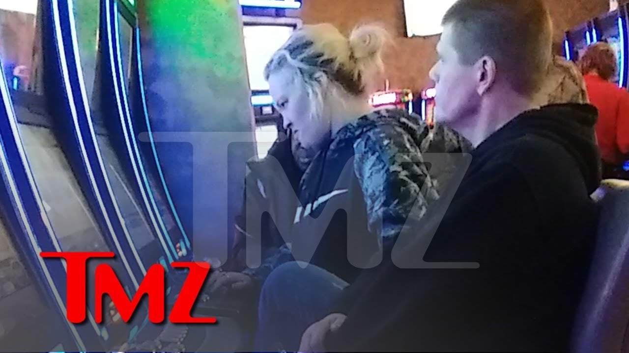 Mama June Hits a Casino Days After Crack Cocaine Arrest 4