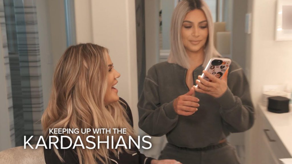 KUWTK | Kim & Khloé Think Kourtney No Longer "Wants to Be a Kardashian" | E! 1