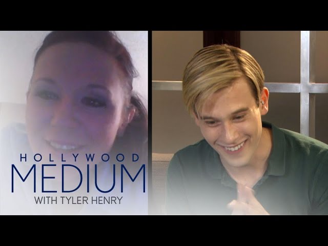 Tyler Henry Reads a Lucky "Hollywood Medium" Fan | Hollywood Medium with Tyler Henry | E! 5