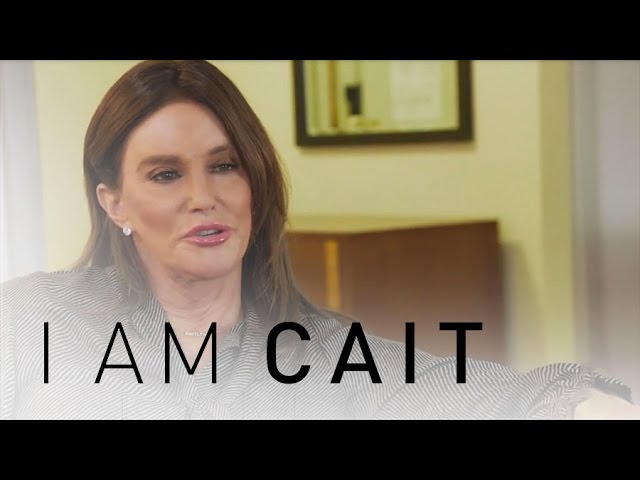 I Am Cait | Kris Jenner Reacts to Caitlyn's Name Change | E! 1