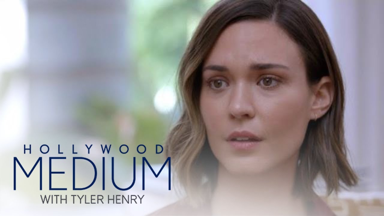 Odette Annable Gains Closure About Late Friend | Hollywood Medium with Tyler Henry | E! 2