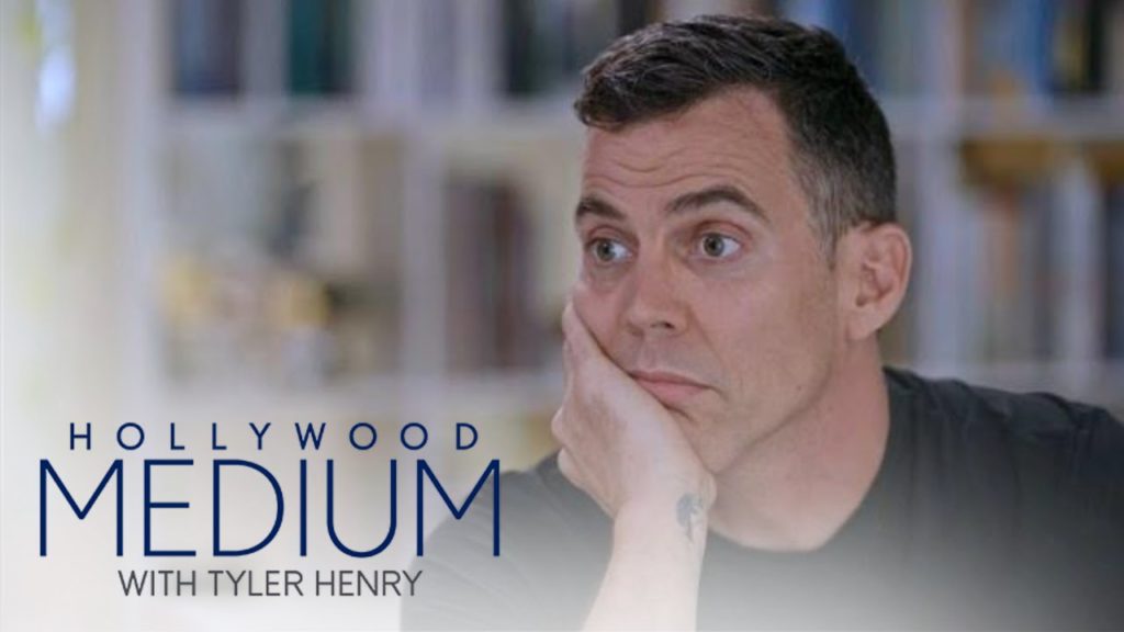 Steve-O Stills Suffers Over Trauma Late Mom Suffered | Hollywood Medium with Tyler Henry | E! 1