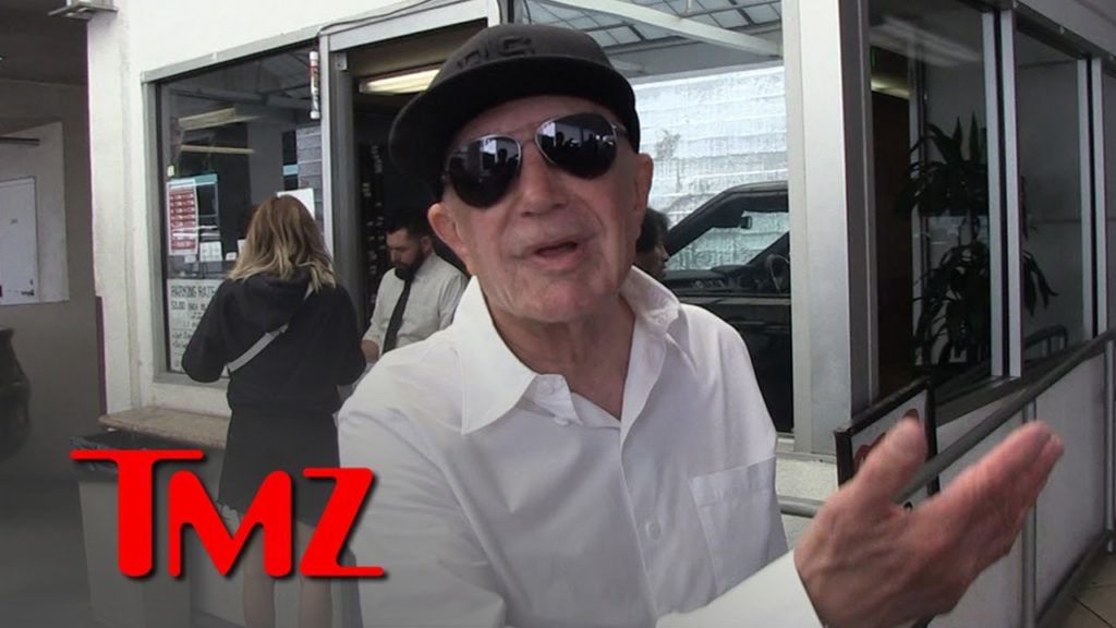 Robert Shapiro Says Kim Kardashian Can Join His Firm Once She's a Lawyer | TMZ 1