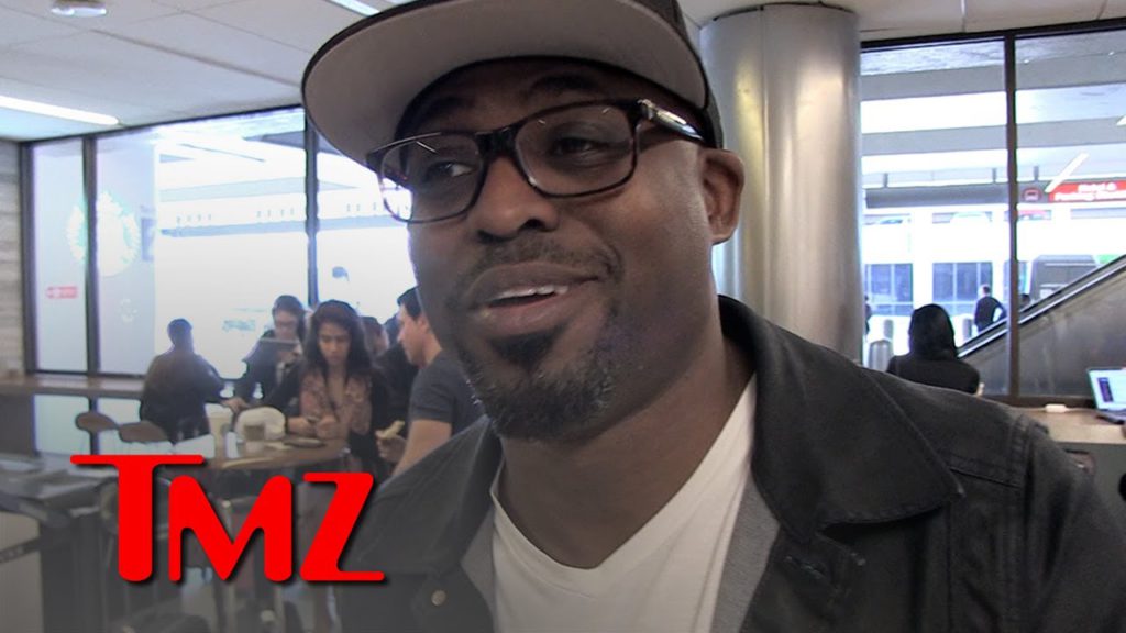 Wayne Brady Plays TMZ Photog's Bootleg Version of 'Let's Make a Deal' | TMZ 1