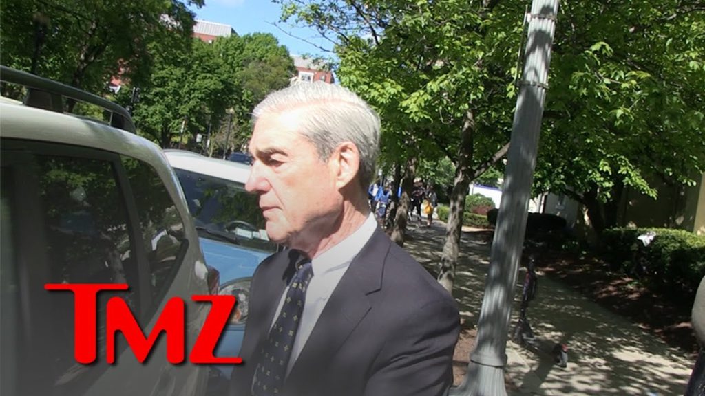 Robert Mueller Seen Leaving Church, Mum on Report Release 1