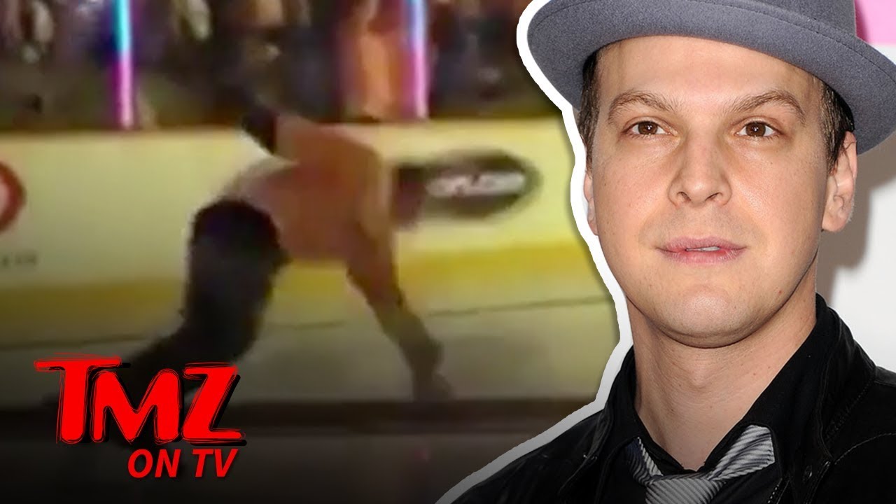 Gavin Degraw Takes A Spill On The Ice After National Anthem | TMZ TV