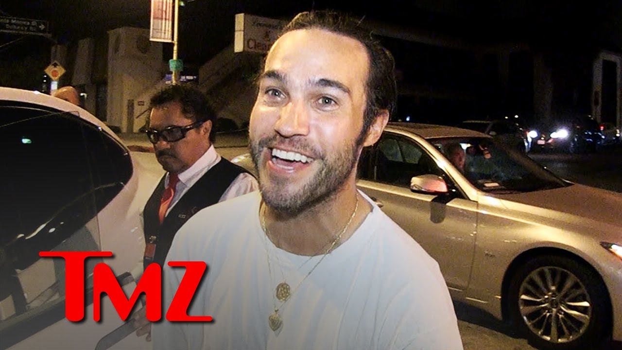 Pete Wentz Cops to Being Super 'Dorky' for 'Game of Thrones,' Shares Theories | TMZ 4